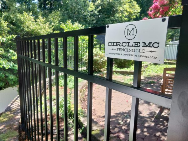 circle mc fencing aluminum fence example 3